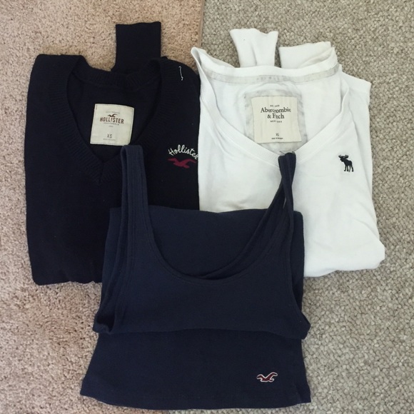 3/$30 long sleeve and tank set XS