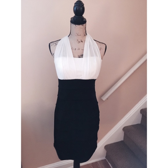 En Focus Studio Dresses & Skirts - Black & White Holter Top Dress