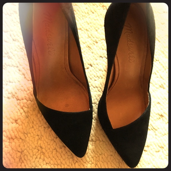 Suede Black 3 34 Heel With Low Cut Vamp 