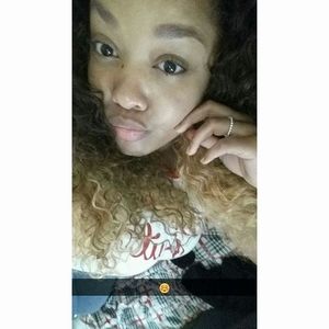 Meet your Posher, Raygan