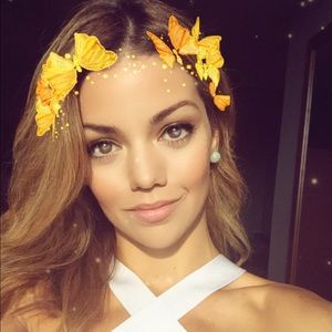 Meet your Posher, Mandy