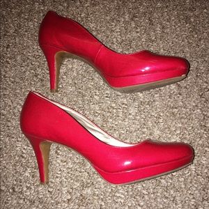 Alfani candy red- 3 inch Step and Flex high heels