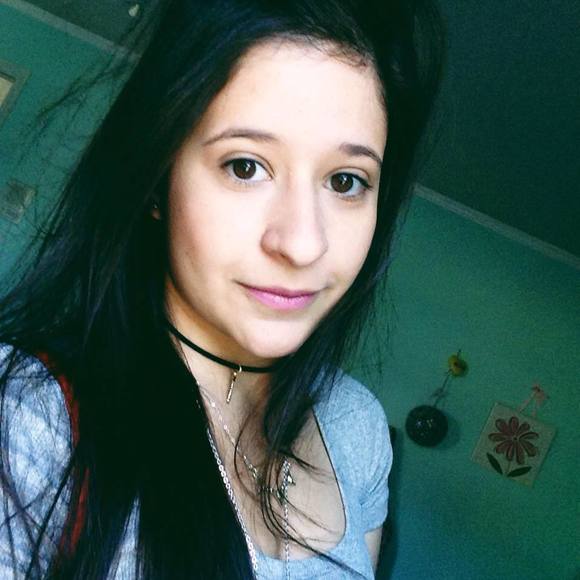 Meet your Posher, Ana paula - Picture 1 of 1