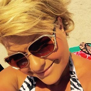 Meet your Posher, Catherine