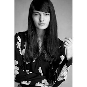 Meet your Posher, Liana