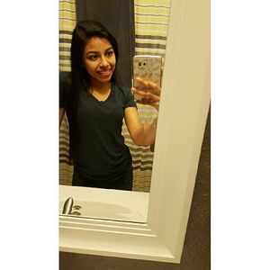 Meet your Posher, Valeria