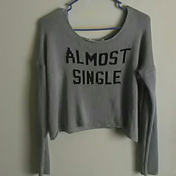 "Almost single" crop top sweater