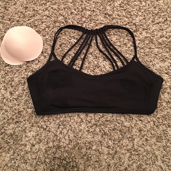 Lululemon athletica lighten up bra
