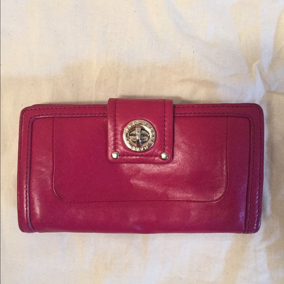 Marc Jacobs Turn Lock Wallet