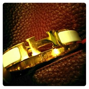 Hermes bracelet