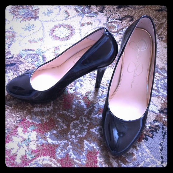 Jessica Simpson black patent leather heels Sz 7
