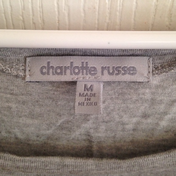 Gray short sleeved shirt with lace shoulders - Picture 2 of 4