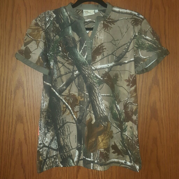 Camoflouge shirt Realtree She Safari