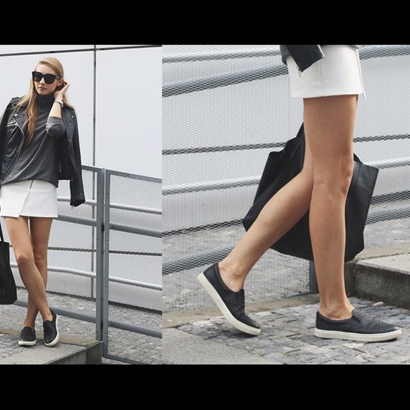 •Steve Madden Slip-On Sneakers• - Picture 4 of 4