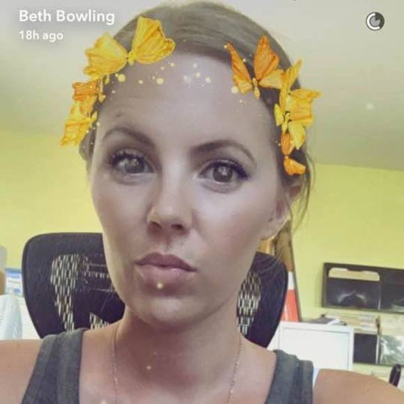 Meet your Posher, Beth - Picture 1 of 1
