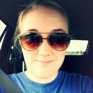 Meet your Posher, Kurstin