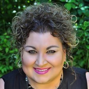 Meet your Posher, Carrie ann