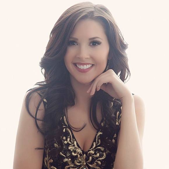 Meet your Posher, Katelyn - Picture 1 of 1