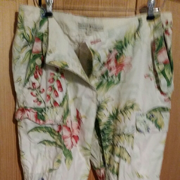 Tommy Hilfiger floral design cargo beach pants!!!