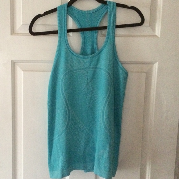 lululemon Swiftly Tech Racerback, size 8.