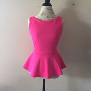 BRIGHT PINK PEBLUM SHIRT WITH STRETCH