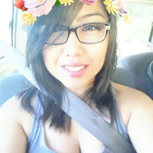 Meet your Posher, Fatima