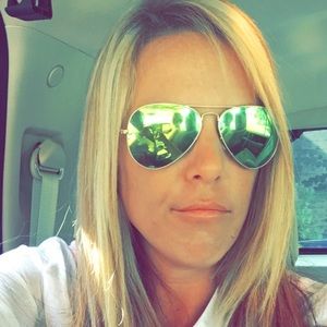 Meet your Posher, Lacy