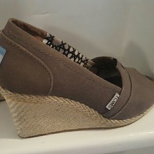 Tom's Ash Canvas Wedge
