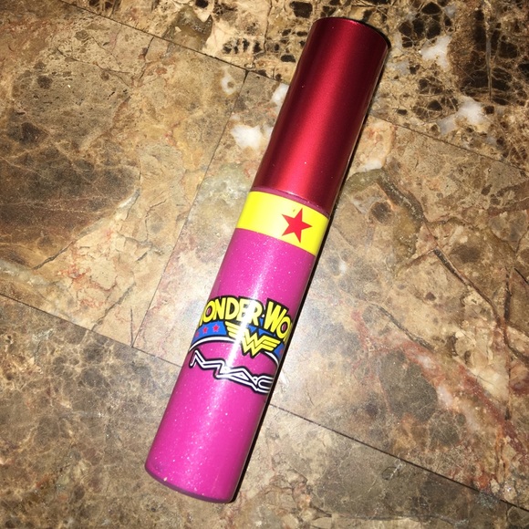 MAC Wonder Woman lipglass