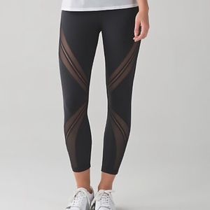 lululemon Metta High Times, size 8.