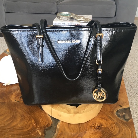 Authentic Michael kors Jet Set M small tote bag