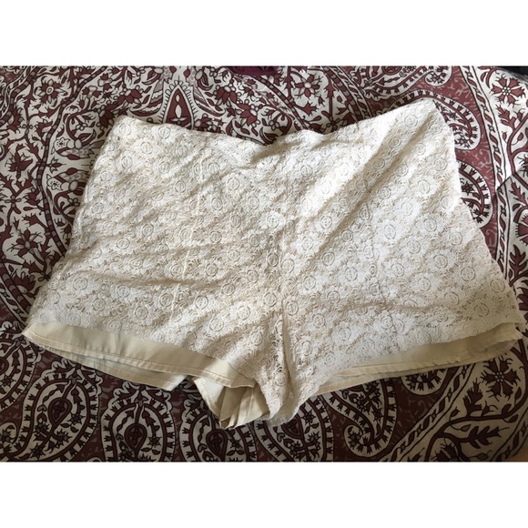high waisted lace shorts - Picture 1 of 1