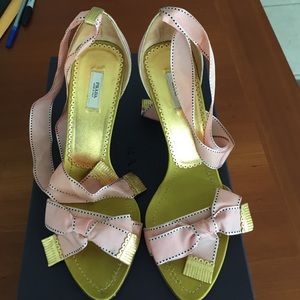 🎉 Host Pick🎉 Prada