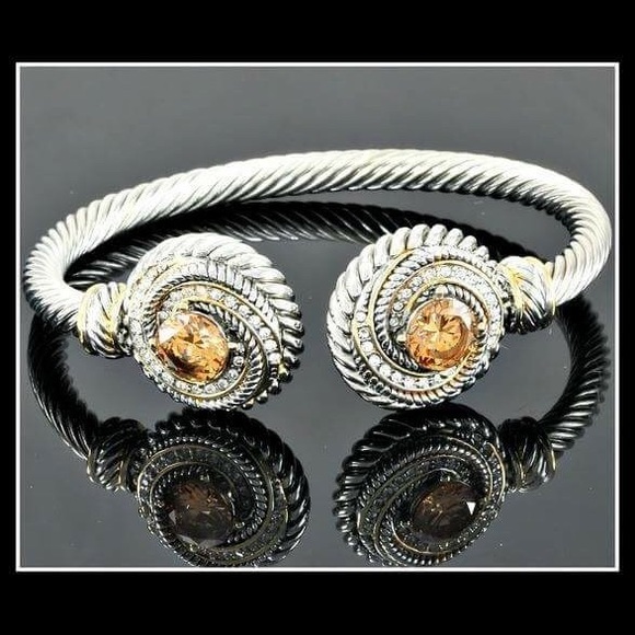18k Gold High Polish Layered Gold Topaz bracelet - Picture 3 of 4