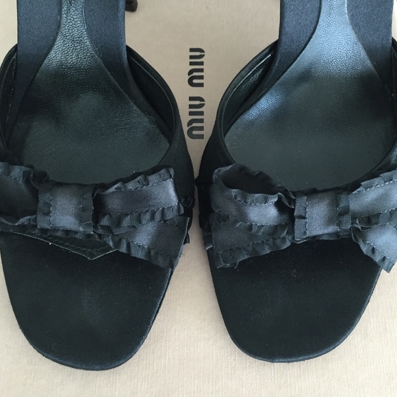 Miu Miu - Picture 3 of 3