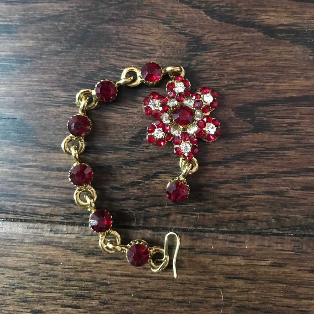 Ruby/Diamond Flower Jewel ✨ - Picture 4 of 4