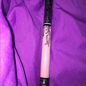 Everlasting Liquid Lipstick- Requiem