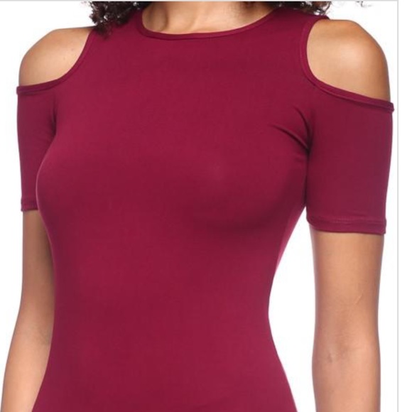 Burgundy Cold-Shoulder Bodycon Dress - Picture 3 of 3