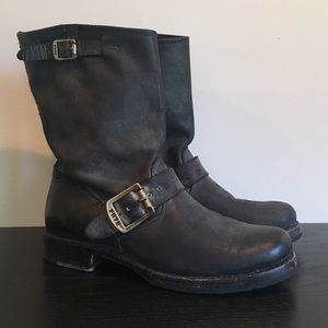 Frye Veronica Short Boots