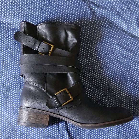 Forever 21 boots