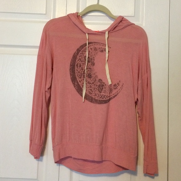 Brandy Melville Tops - Lightweight Moon Beach Summer Hoodie Blush pink
