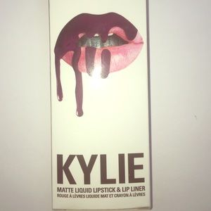 Kylie lip kit: kourt K