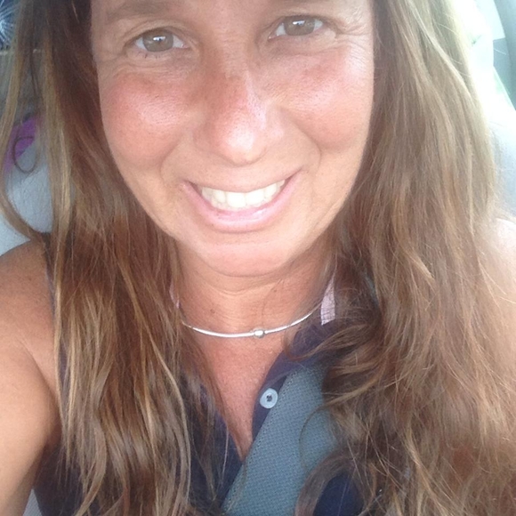 Meet your Posher, Deborah