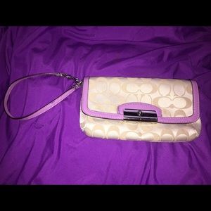 NWOT Kristin Signature Sateen large Flap Wristlet