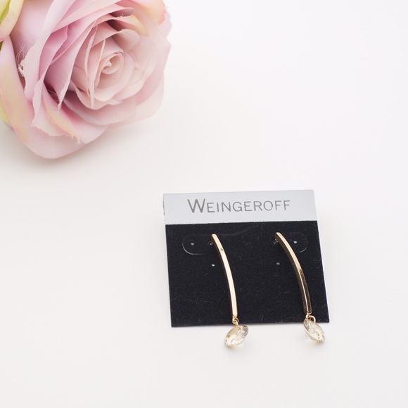 Gorgeous earrings. - Picture 2 of 3