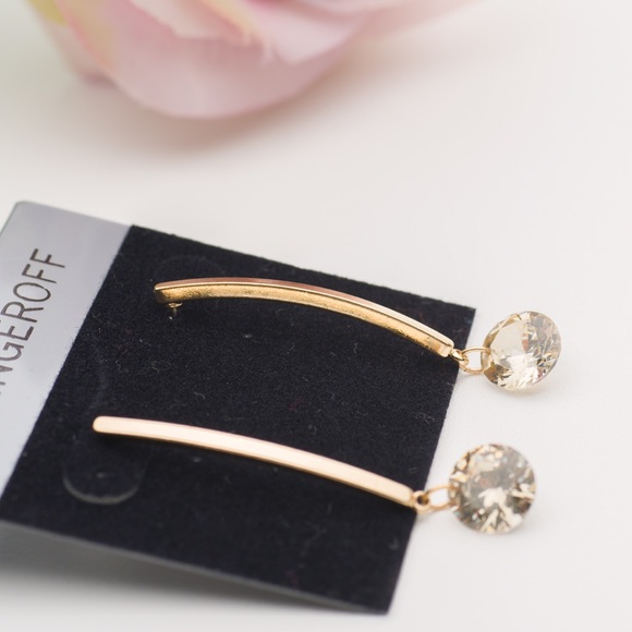 Gorgeous earrings. - Picture 3 of 3