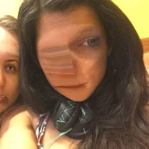 Meet your Posher, Isra