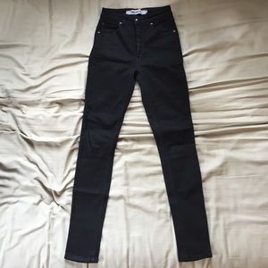 Brandy Melville High-waisted Black Jeans
