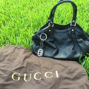 Authentic Gucci Sukey Guccissima