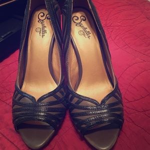 Seychelles peep toe heels 10